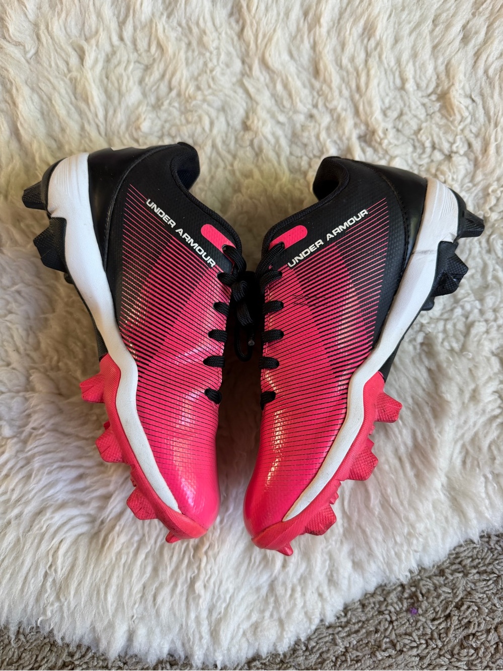 EUC Baseball/Softball Cleats | Under Armour | Sz 1 - Picture 4 of 7